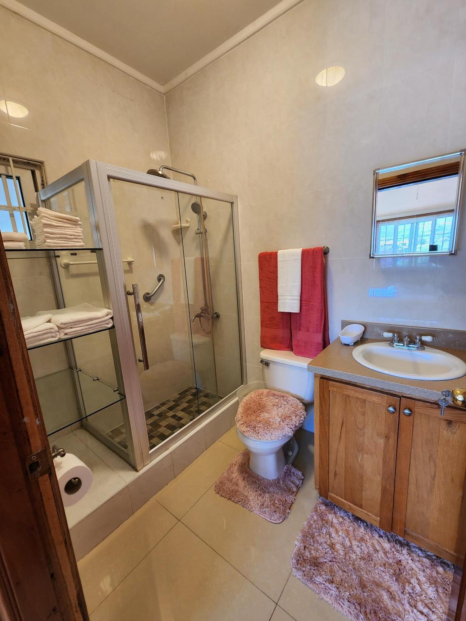 Sweet Oasis Bed & Breakfast Kingston Ngoại thất bức ảnh