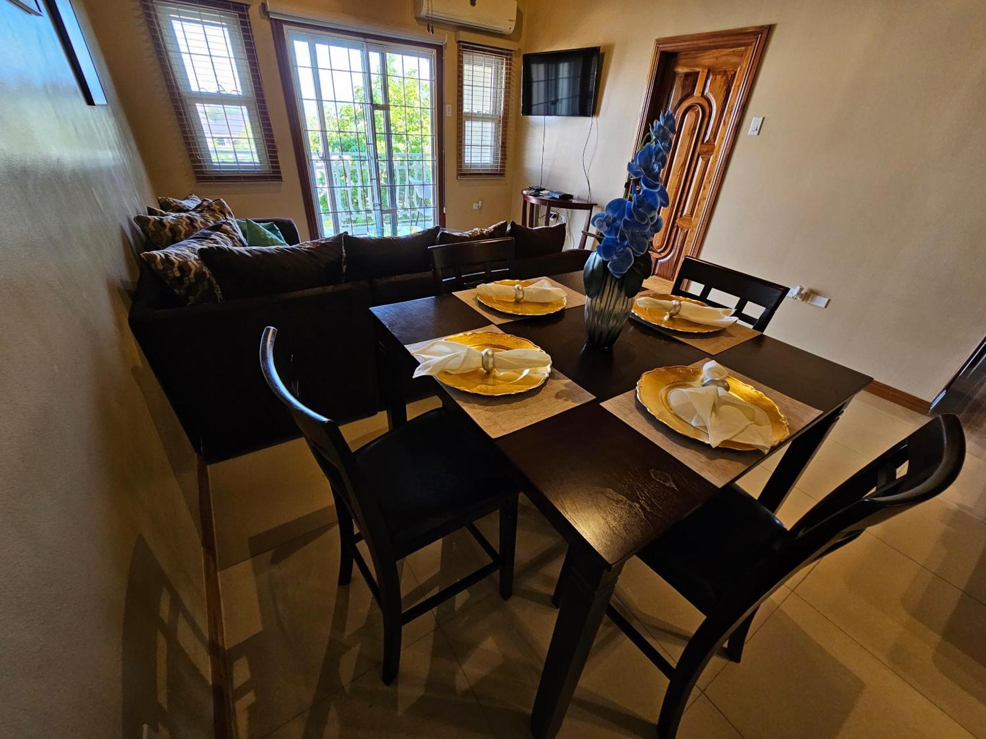 Sweet Oasis Bed & Breakfast Kingston Ngoại thất bức ảnh